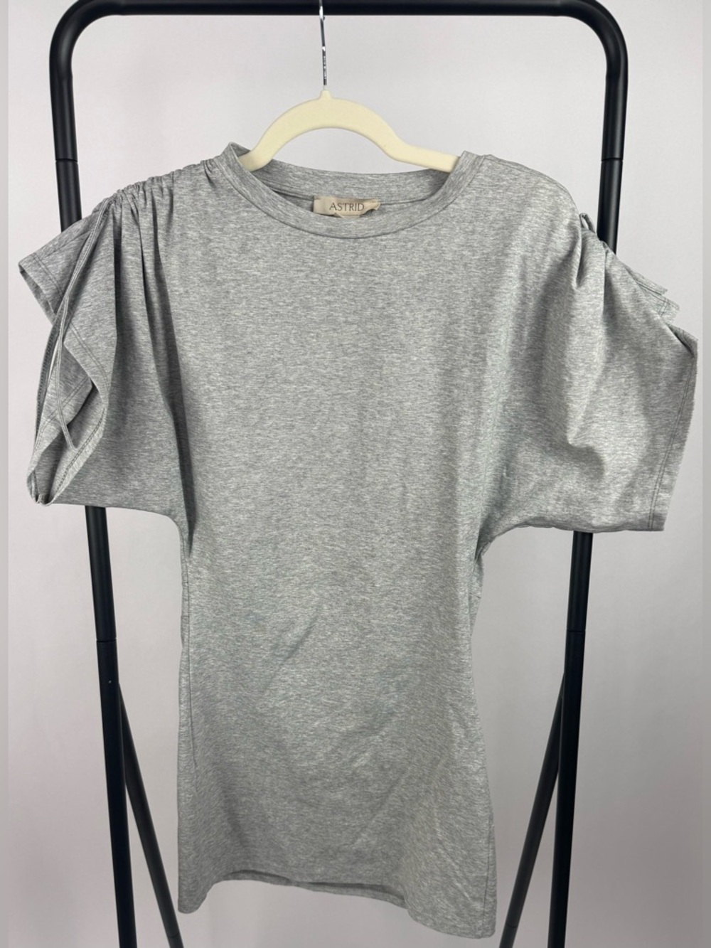 ASTRID Gray Knit Dress XS Ruched Sleeve Short Sleeve Italy EUC - Picture 2 of 5